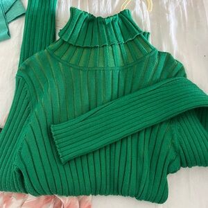 Green turtleneck